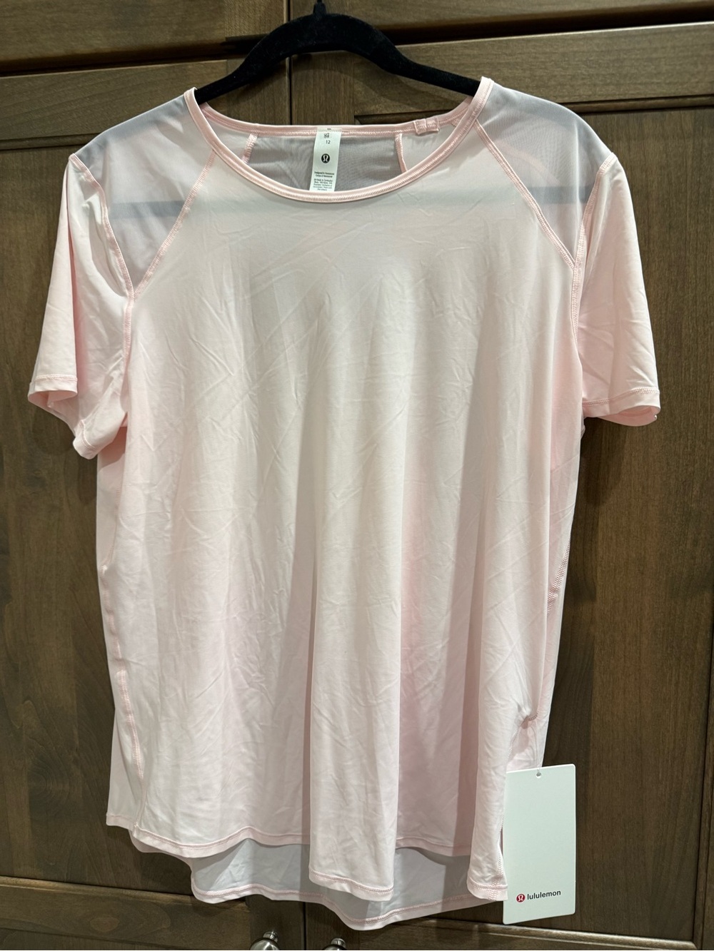 NWT lululemon Women’s Light Pink Short Sleeve Active Tee